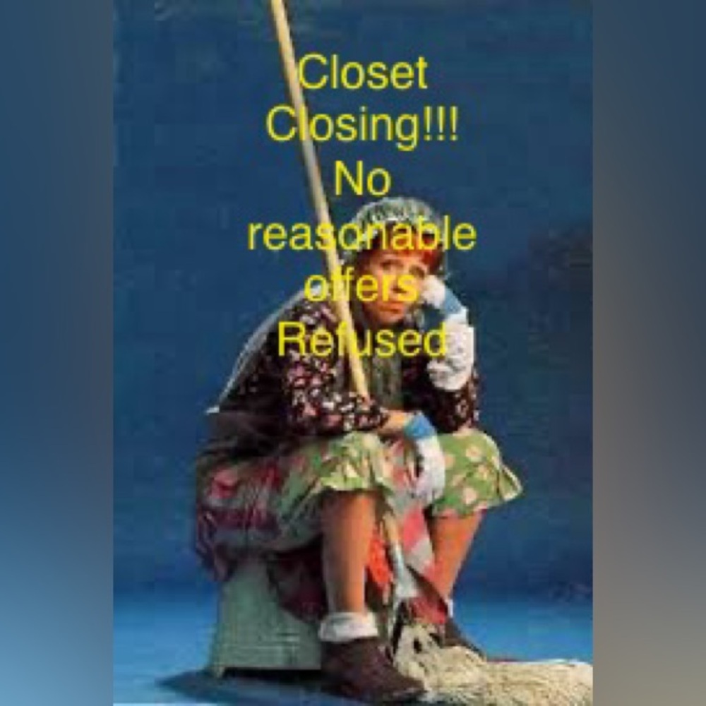 SHOW TONIGHT at 6:30 pm. Clear the racks!